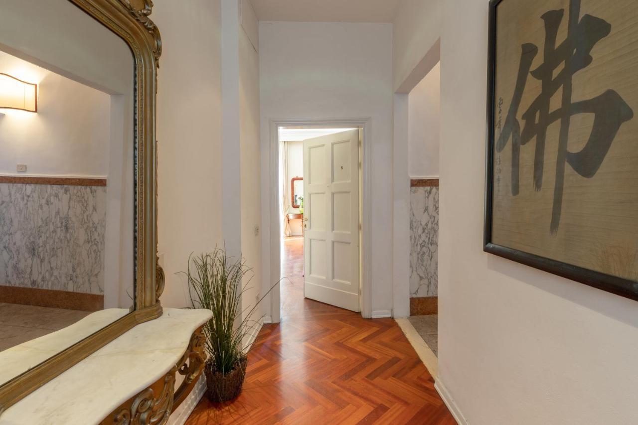 Velluto Elegant Apartment Near The Duomo فلورنس المظهر الخارجي الصورة