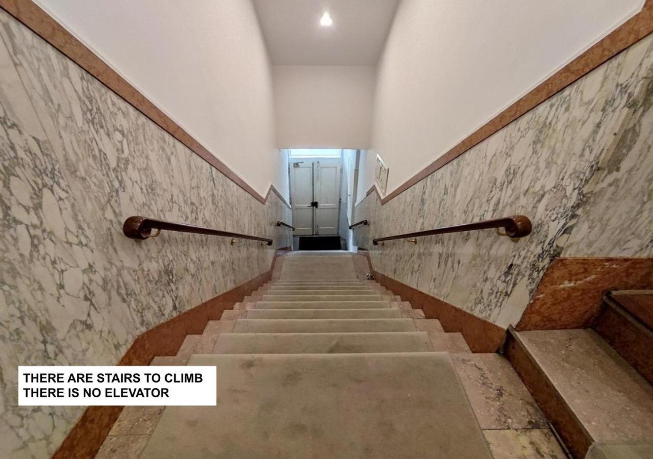 Velluto Elegant Apartment Near The Duomo فلورنس المظهر الخارجي الصورة